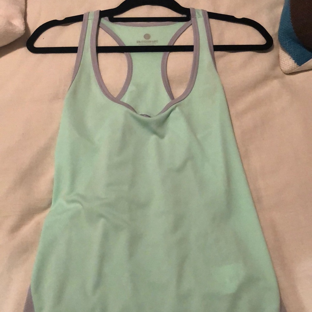workout tank